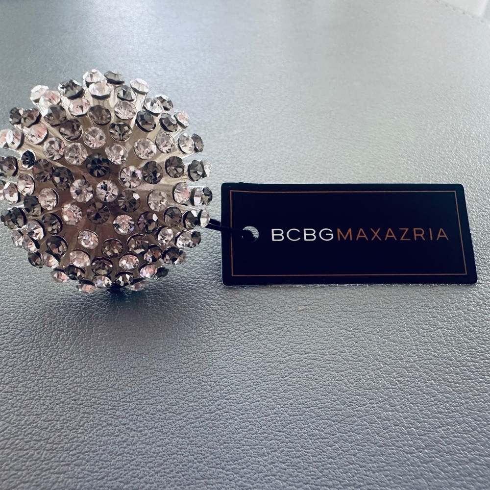 BCBGMaxAzria Sparkling Crystal Ring